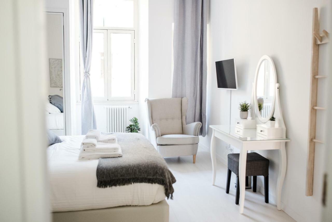 White Fanti Apartment Rome Buitenkant foto